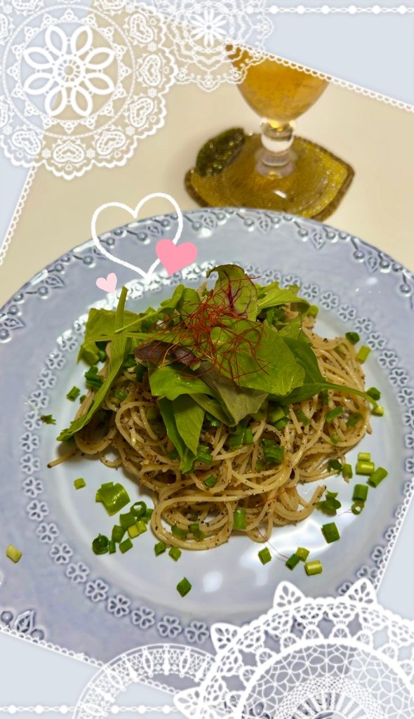 Garlic and anchovy black pepper pasta4