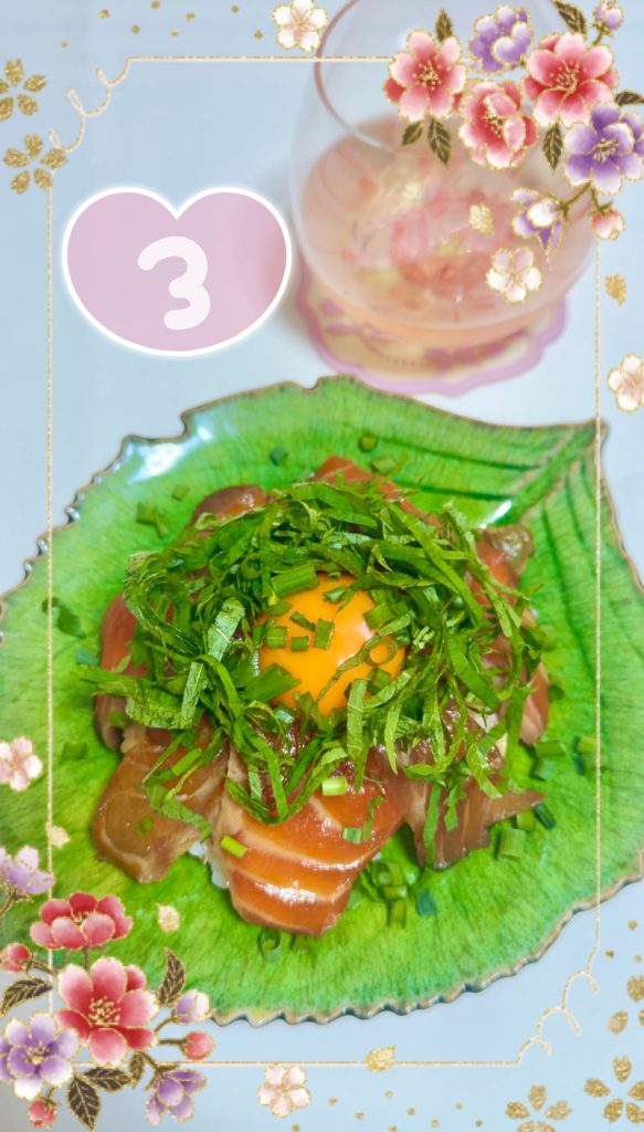 Marinated salmon rice bowl
finishing work