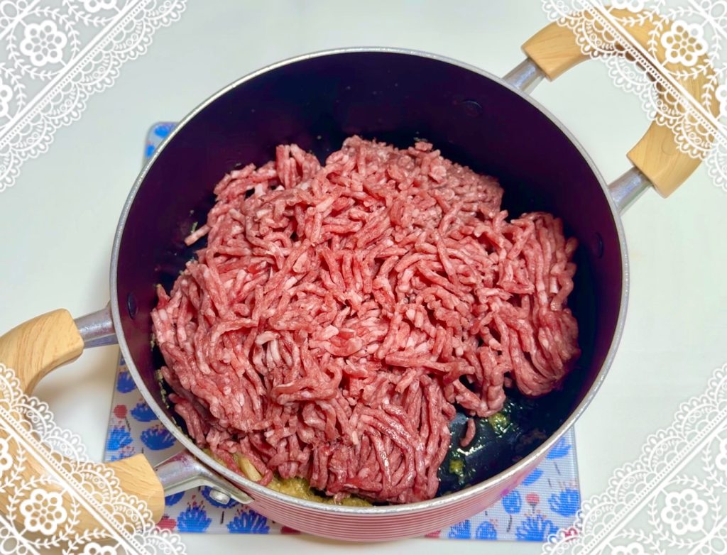Add the ground meat
