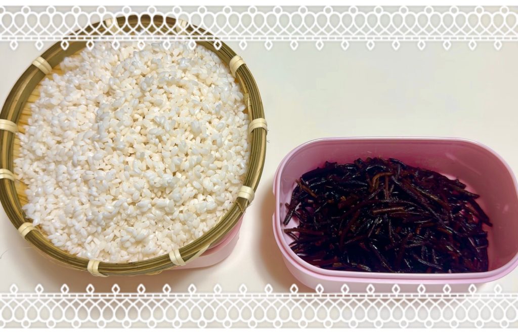 Rice and hijiki preparation steps

