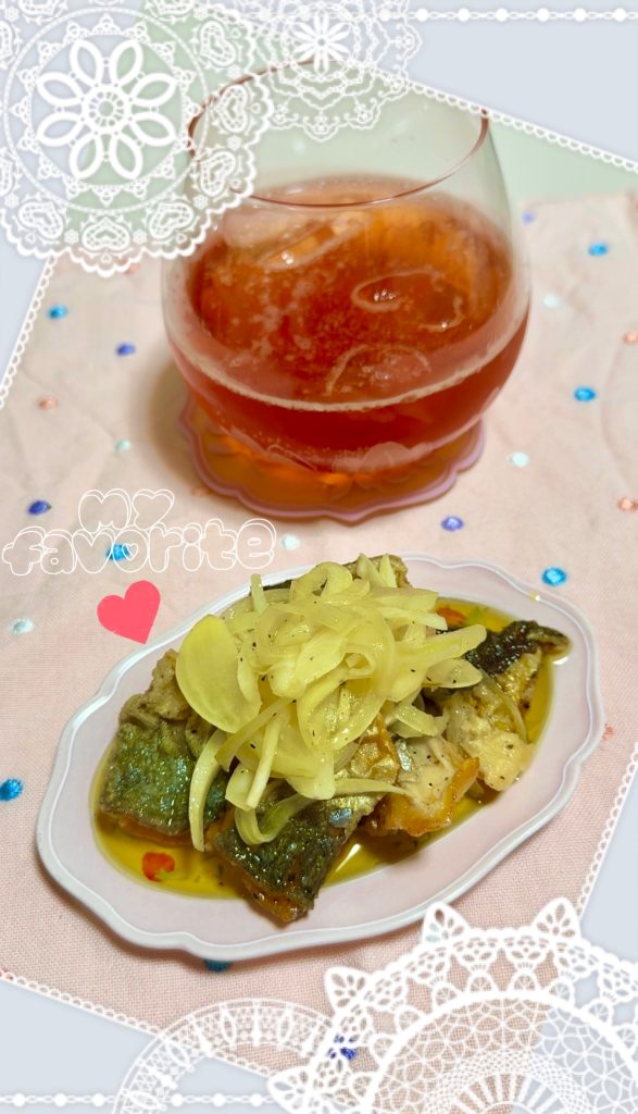 Picture of the finished arrangement of horse mackerel escabeche