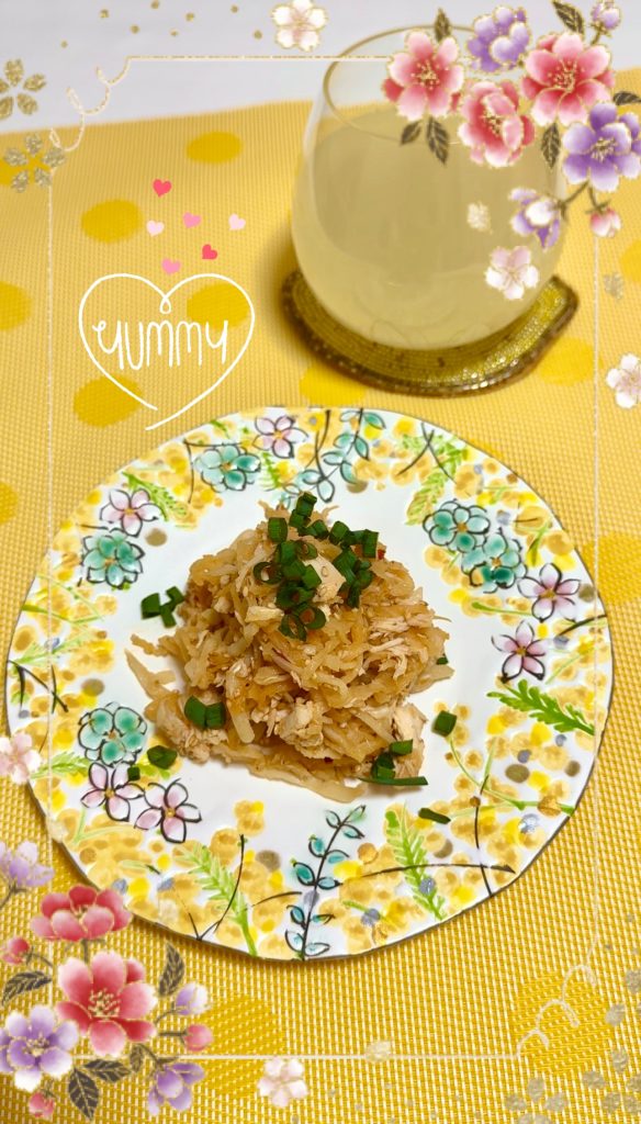 Spicy Garlic Dried Daikon and Chicken Salad Completed photo 1