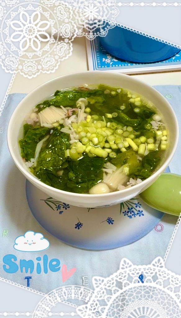 Enoki and Lettuce Soup with a Touch of White Wine Completed photo 1