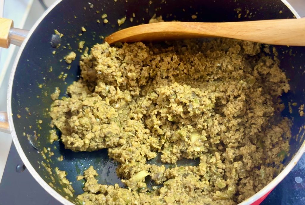 Light Vegetable Dry Curry (No Roux, Easy Recipe) How to make 5