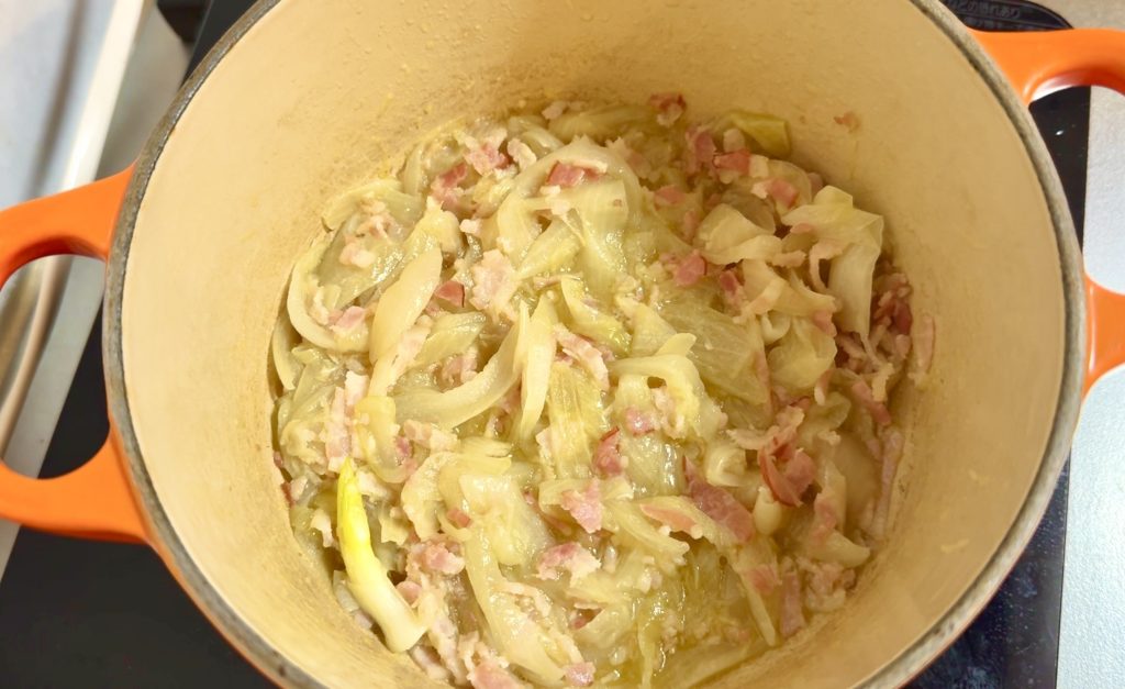 Light Tomato Seafood Soup Pasta (Easy One-Pot Recipe) How to make 1