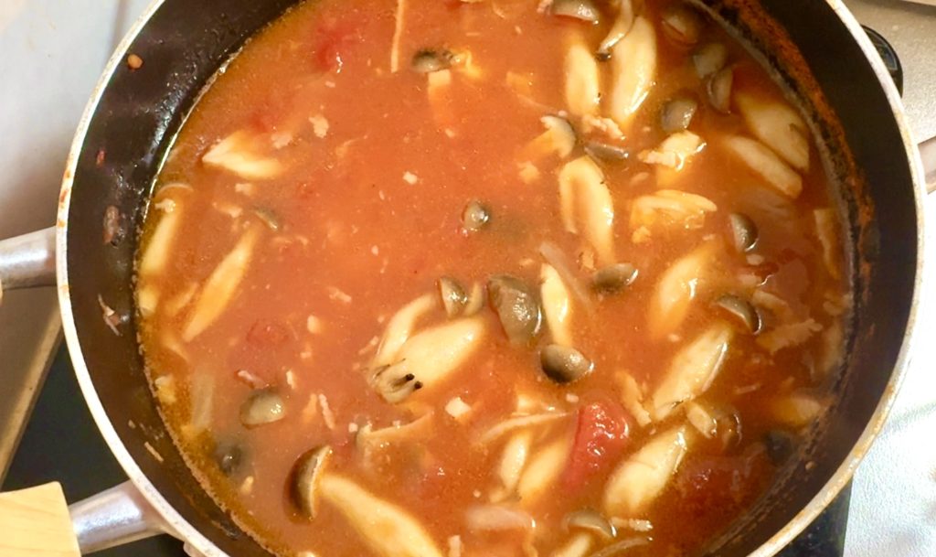 Light Tomato Seafood Soup Pasta (Easy One-Pot Recipe) How to make 2